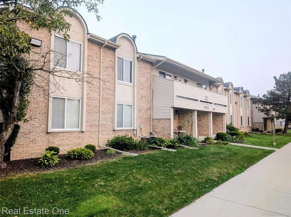 44417 Savery Dr #145, Canton, MI 48187