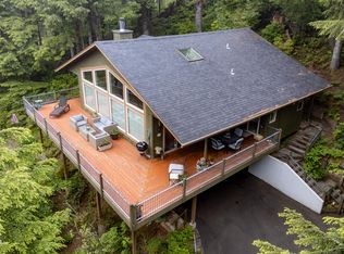 541 Fairway Dr, Gleneden Beach, OR
