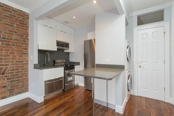 Rented by Centennial Properties NY | media 5