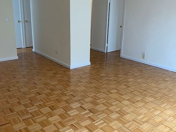 5th image of 350 W 51st St APT 13B