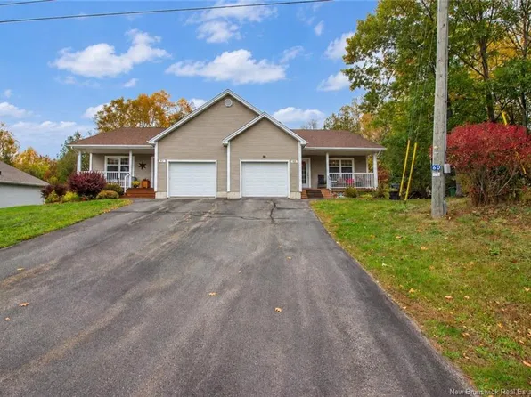 60 Walker Cres, Hampton, NB E5N 5Z8