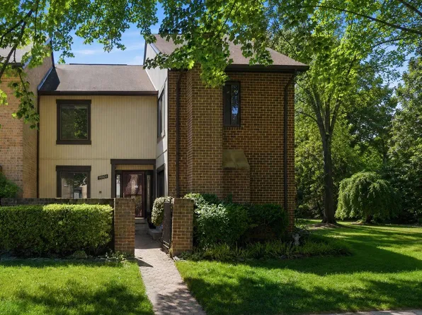 9801 Dairyton Ct, Gaithersburg, MD 20886