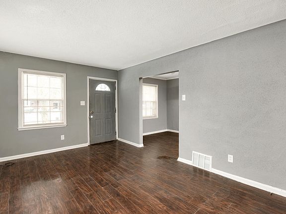 2nd image of 10434 Merlin St