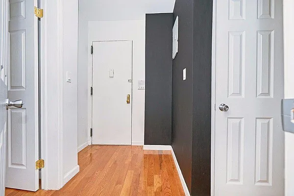 Rented by Ledvech Group | media 6