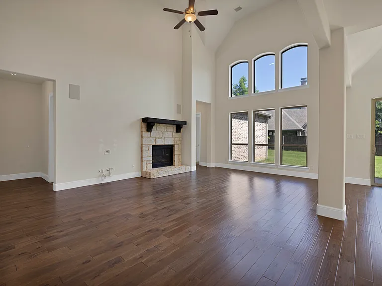 2600 Fairhill Ln — Photo 15