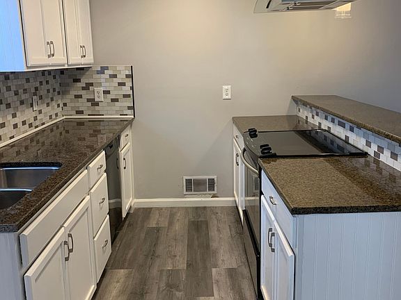 5th image of 2545 Cottonwood Dr
