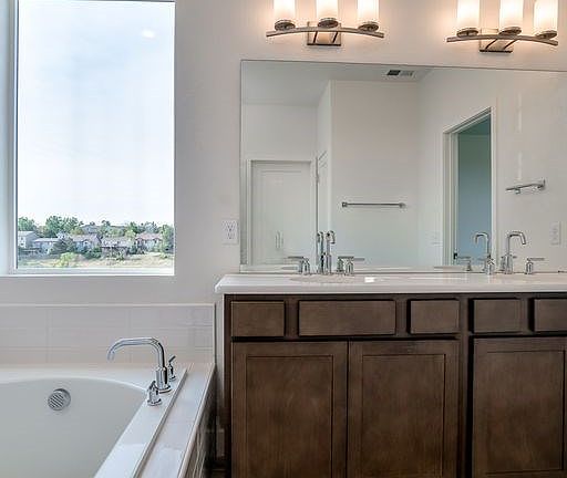 The Ethridge - Owner s Bath