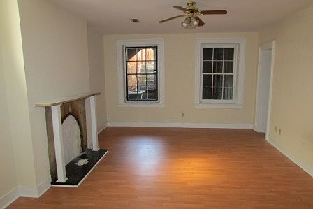 2nd image of 17 E Grace St APT A