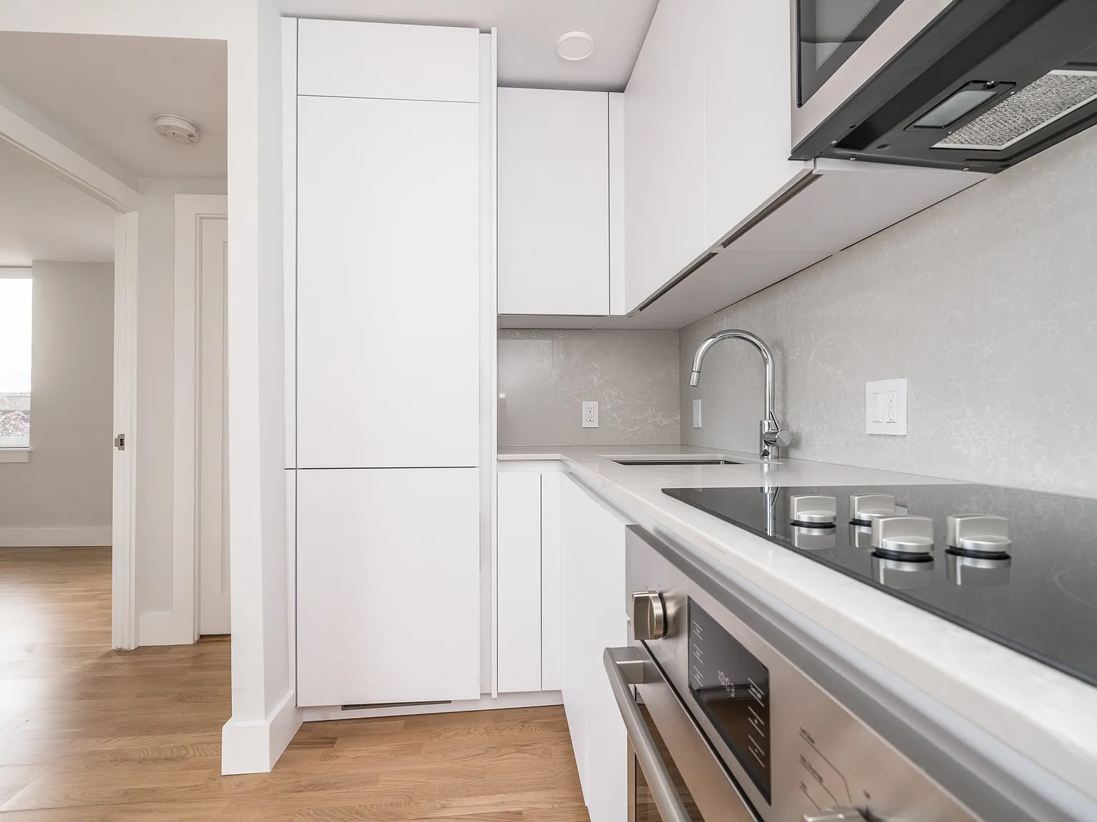 1 bed, 100000 sqft, $3,450 — Photo 2