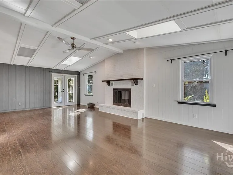 2337 Shirley Dr — Photo 20