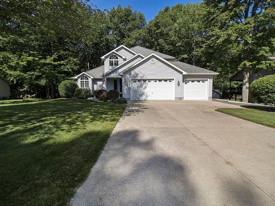 1st image of 1741 Marilyn Dr