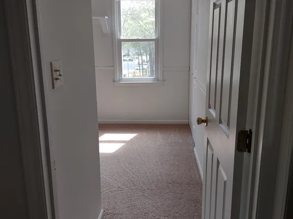 111 Westwind Ct, Cary, NC 27511