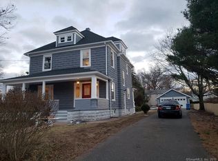 26 Ashworth St, Manchester, CT 06040