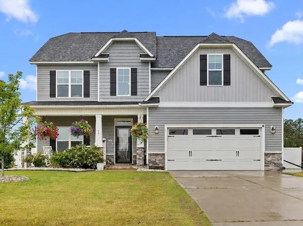 44 Pond Mountain Dr, Clayton, NC 27520