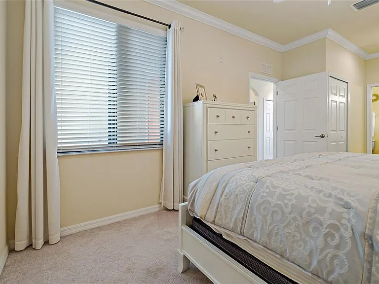 7015 River Hammock Dr #405 — Photo 10