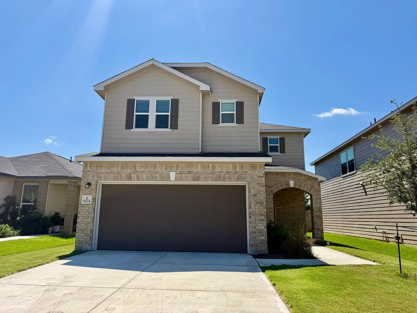 For Rent! — Photo 1