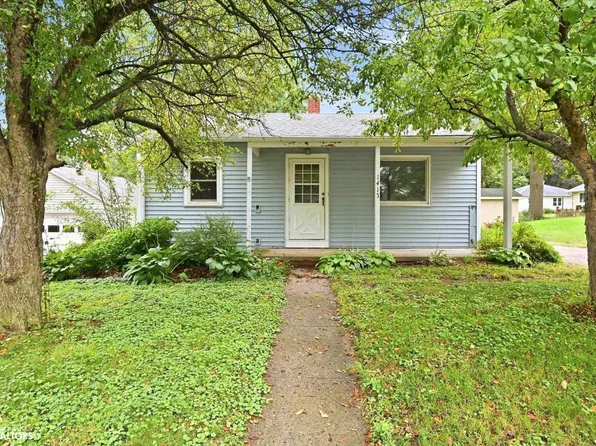 1413 Grand Ave, Harlan, IA 51537