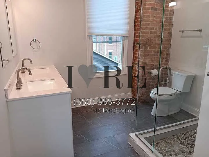 148 N Monroe Ave — Photo 18