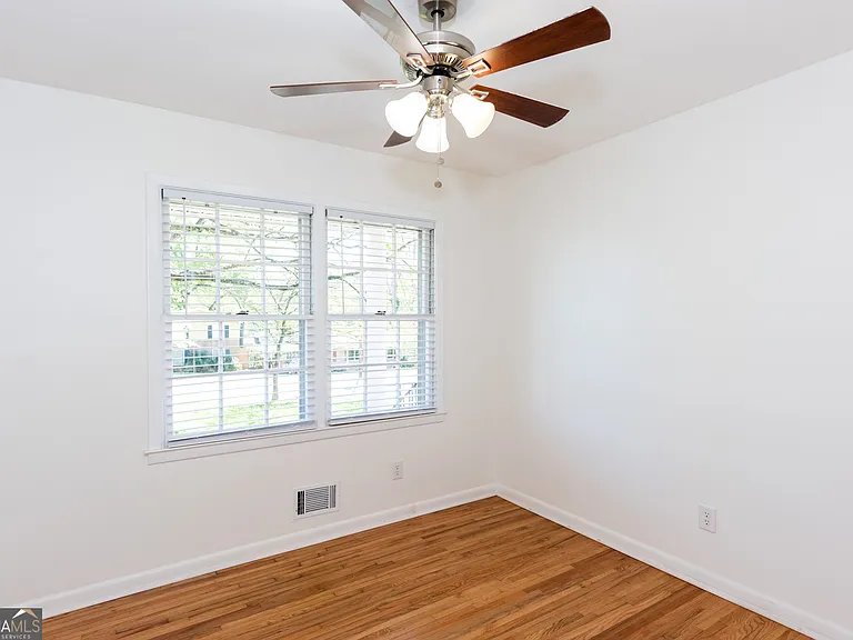 6551 Bussell Way — Photo 15