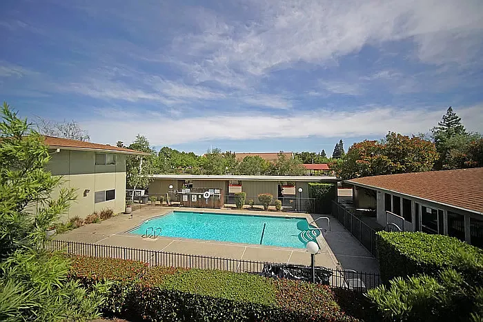 3410 Mission Ave #39