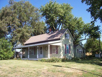 2nd image of 346 NW 352nd St