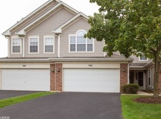 302 W Prairie Cir, Itasca, IL 60143