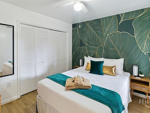 5th image of 117 Longleaf Circle