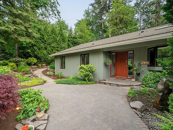 3rd image of 3130 Westview Ct