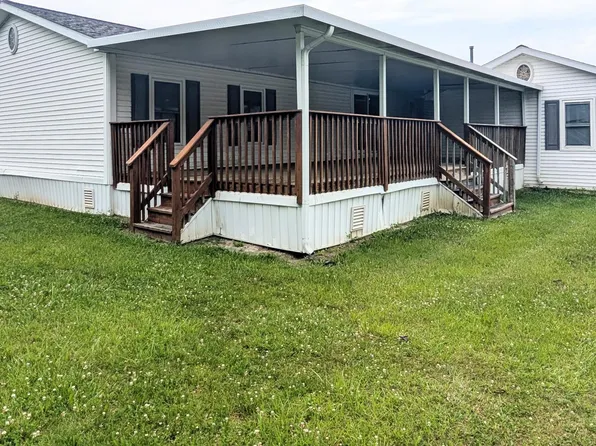9 Brookfield, Swartz Creek, MI 48473