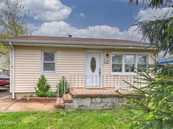 15 Otterson Road, Freehold, NJ 07728