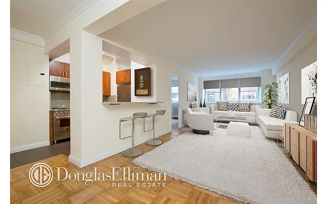 Rented by Douglas Elliman | media 19
