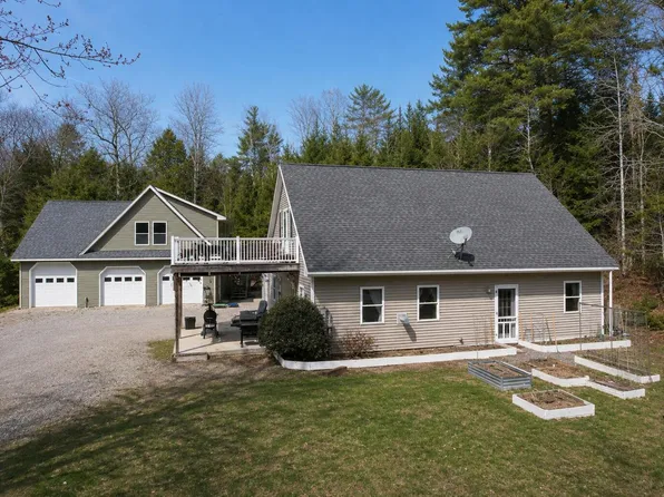 18 Deer Ridge Lane, Surry, ME 04684