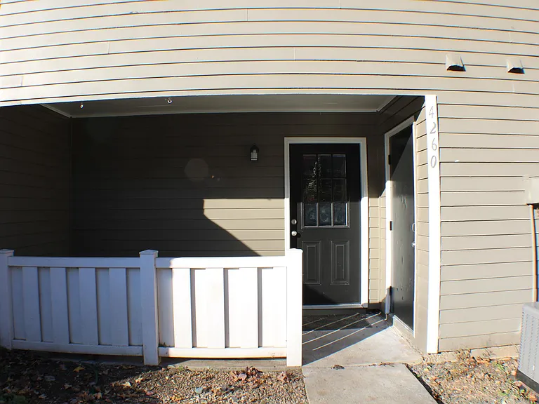 4260 Worth St NW — Photo 1