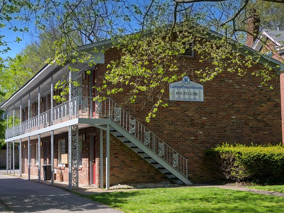 317 Transylvania Park