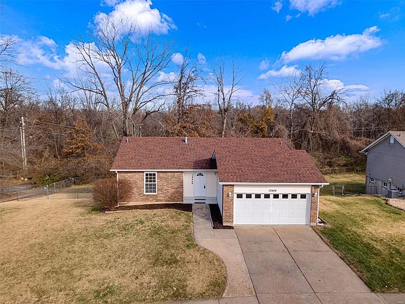 4th image of 12484 Jerries Ln