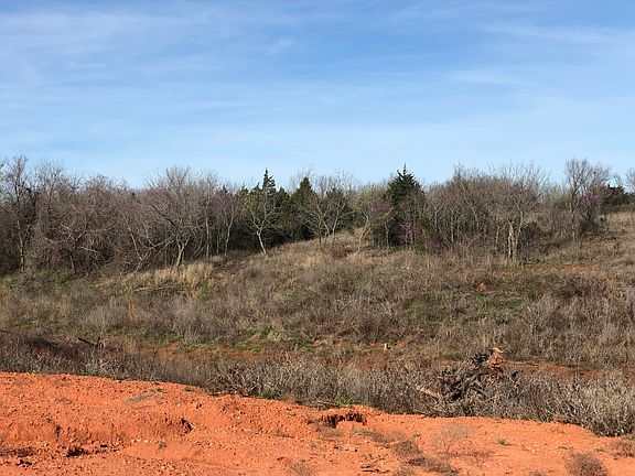 3rd image of Sandrock Rd