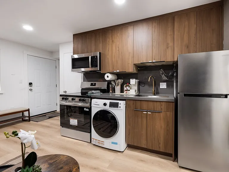 15 Dravus St #2 — Photo 27