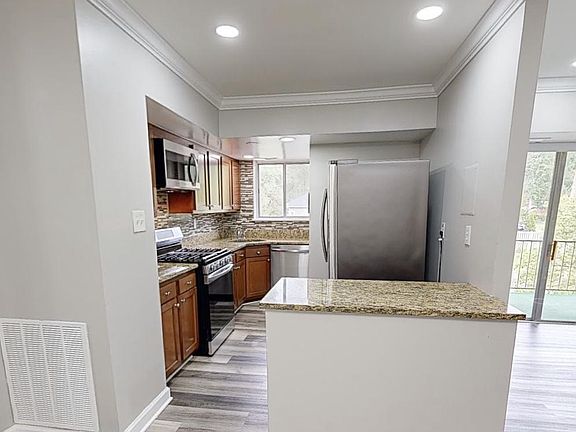 5th image of 3700 N Rosser St APT 204