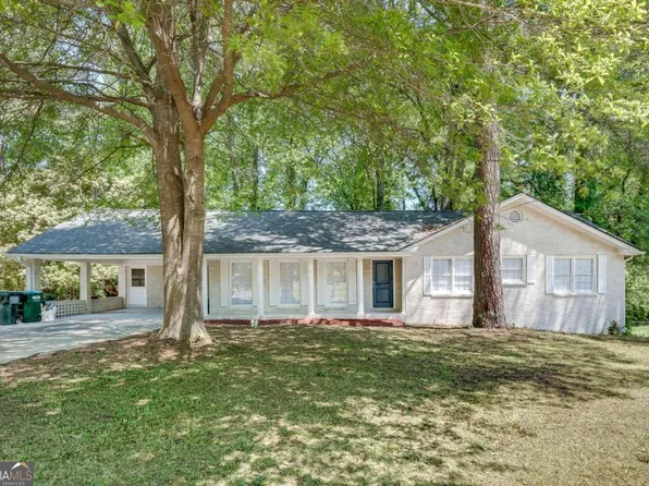 1672 Eldonlas Ct, Stone Mountain, GA 30087