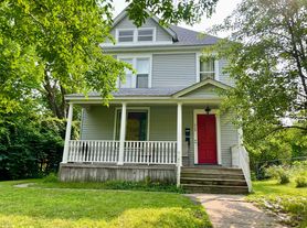 2129 James Ave N, Minneapolis, MN