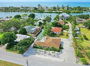 403 Sabal Ln, Nokomis, FL 34275