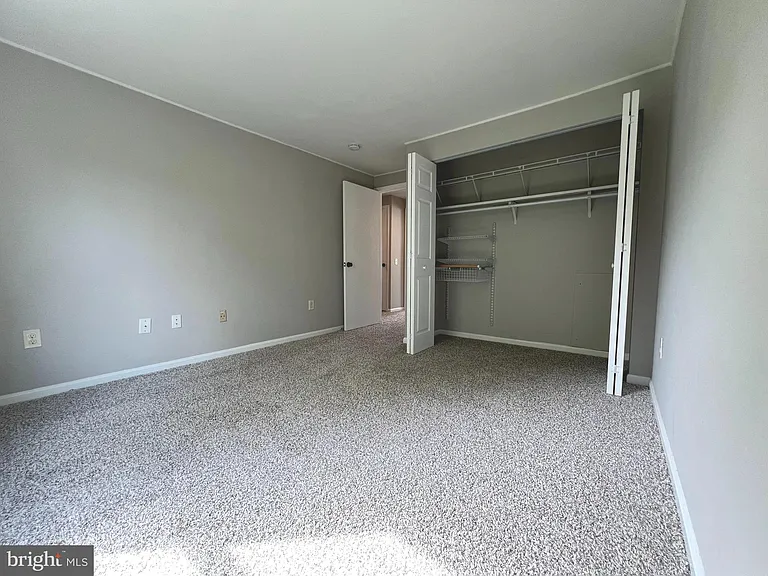 1679 Colonial Way — Photo 16