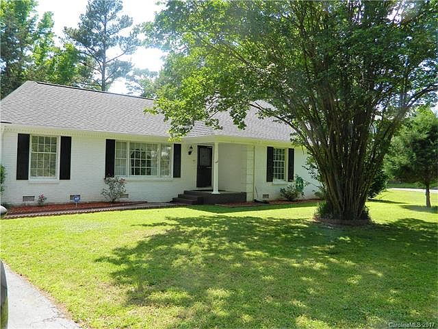 1st image of 7410 Meadowdale Ln