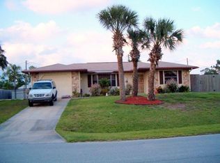 488 Melrose Ln, Sebastian, FL 32958