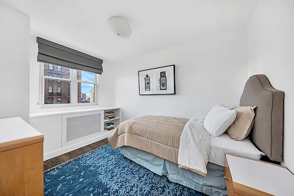 Sold by Compass | media 7