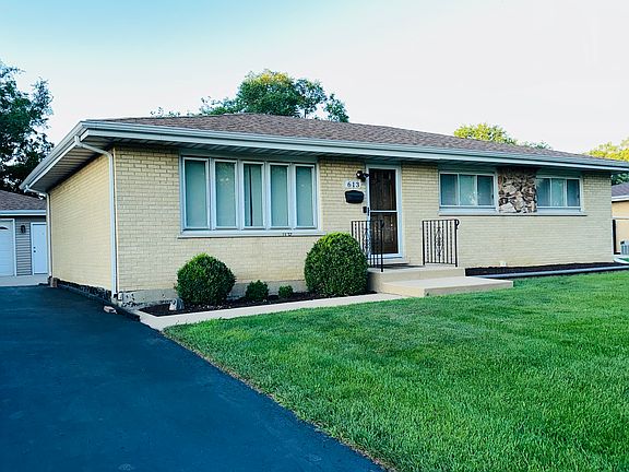 2nd image of 613 W Hillside Dr