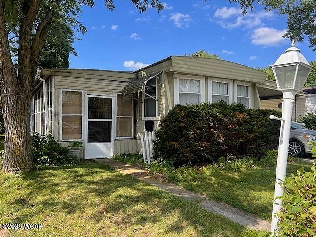 1st image of 122 Cottonwood Pl