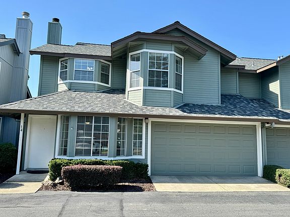 2nd image of 14 Marty Cir