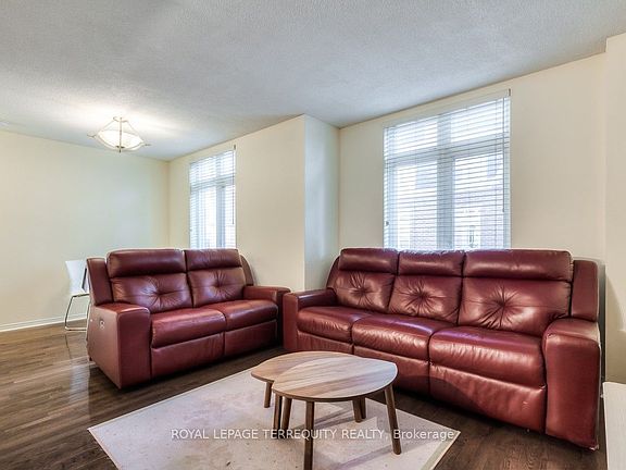 3rd image of 100 Redpath Ave #16
