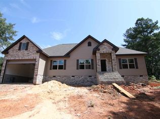 541 Old Mill Rd, Campobello, SC 29322